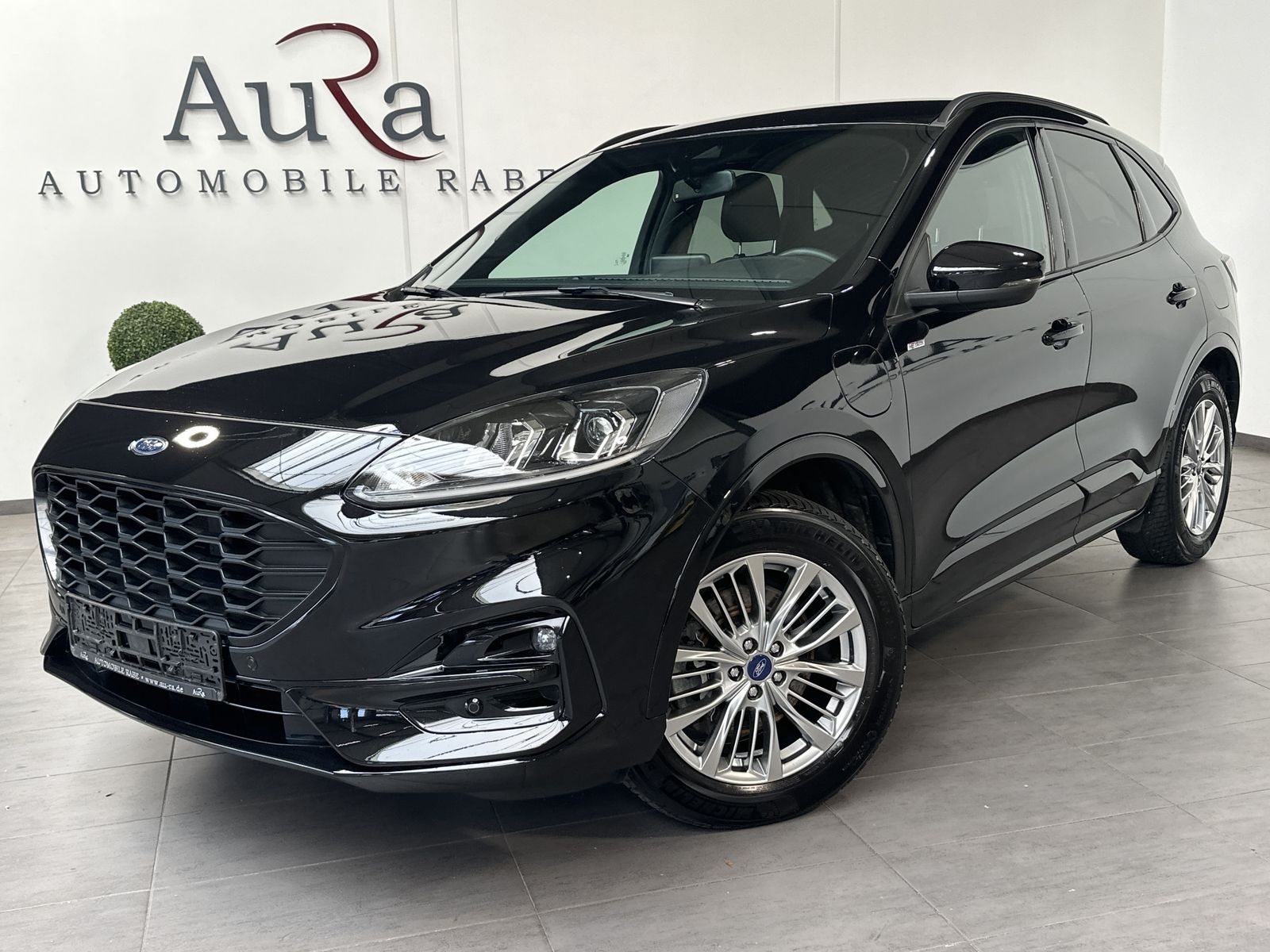 Fahrzeugabbildung Ford Kuga 2.5 DURATEC PHEV ST-Line NAV+LED+DAB+1HD+PP