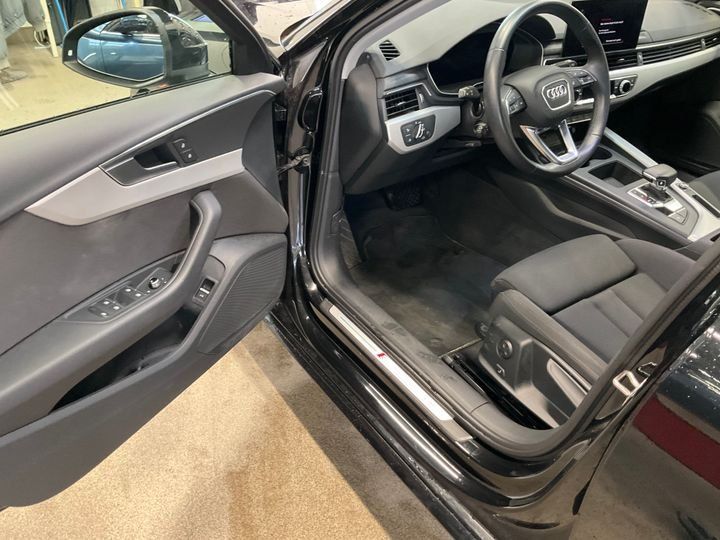 Fahrzeugabbildung Audi A4 Avant 40 TFSI S-line S-tronic *Navi*PDC*LED*