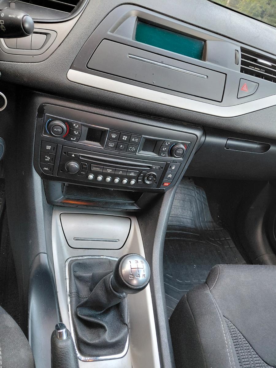 Citroën C5 Tourer HDi 110 TÜV Neu, Zahnriemen Neu.