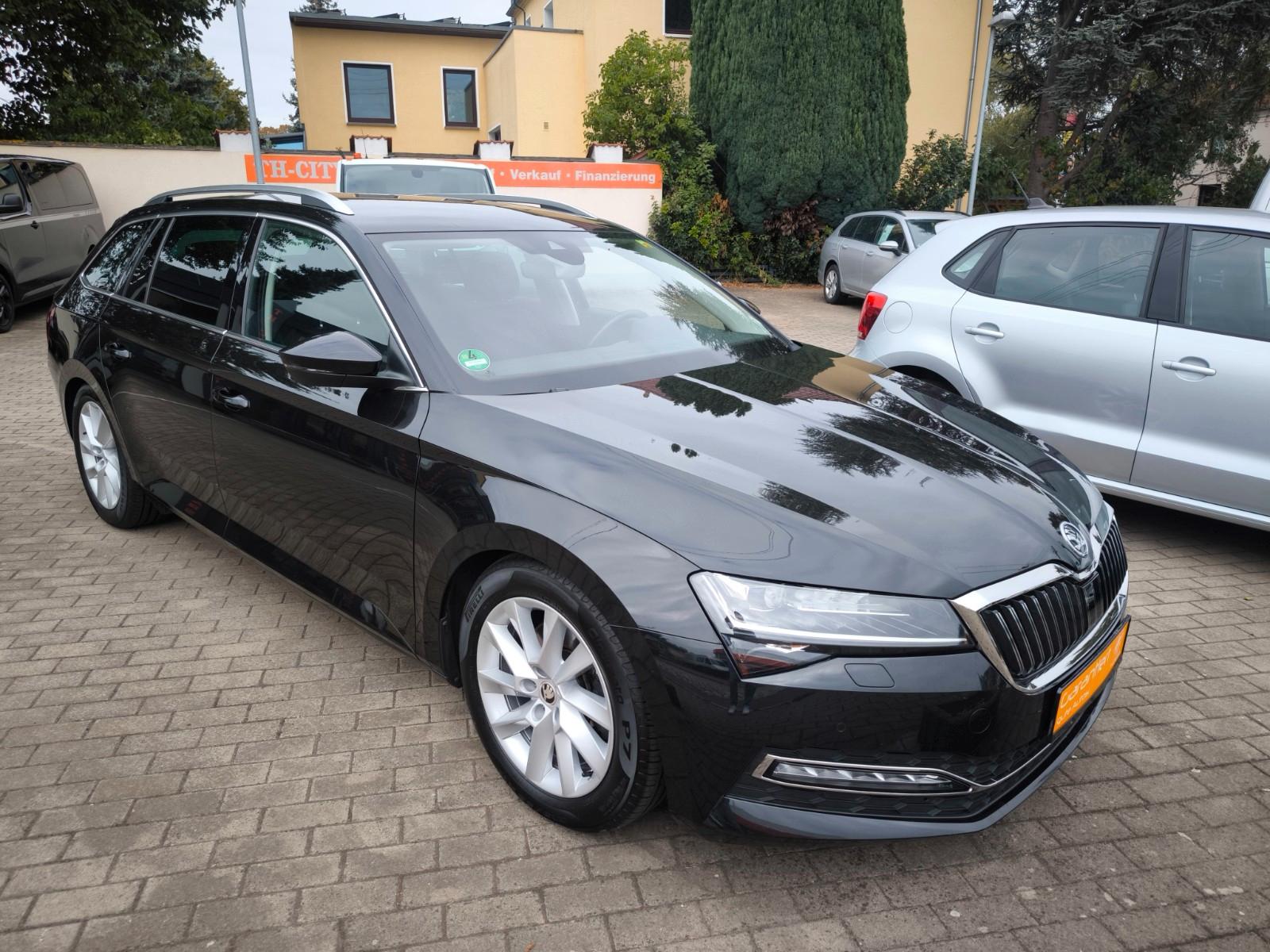 Skoda Superb Combi Style*Matrix LED*AHK*Memory*