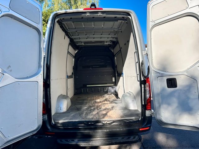 Mercedes-Benz Sprinter – Bild 9