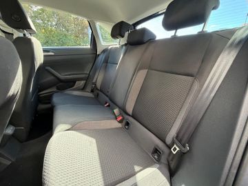Volkswagen Taigo - 10