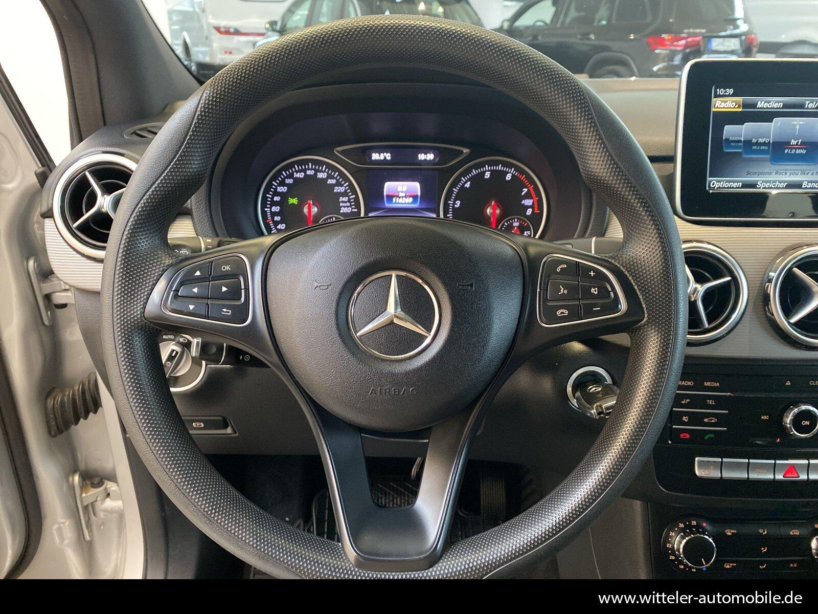 Mercedes-Benz B 180 Style Kamera/LED/SHZ/AHK/Tempomat/Sitzkomf