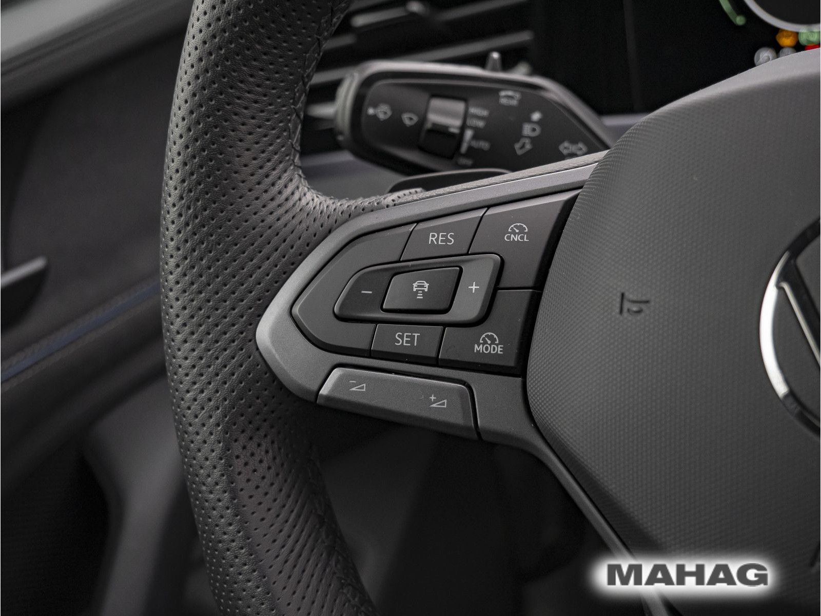 Volkswagen Passat Variant - Bild 22