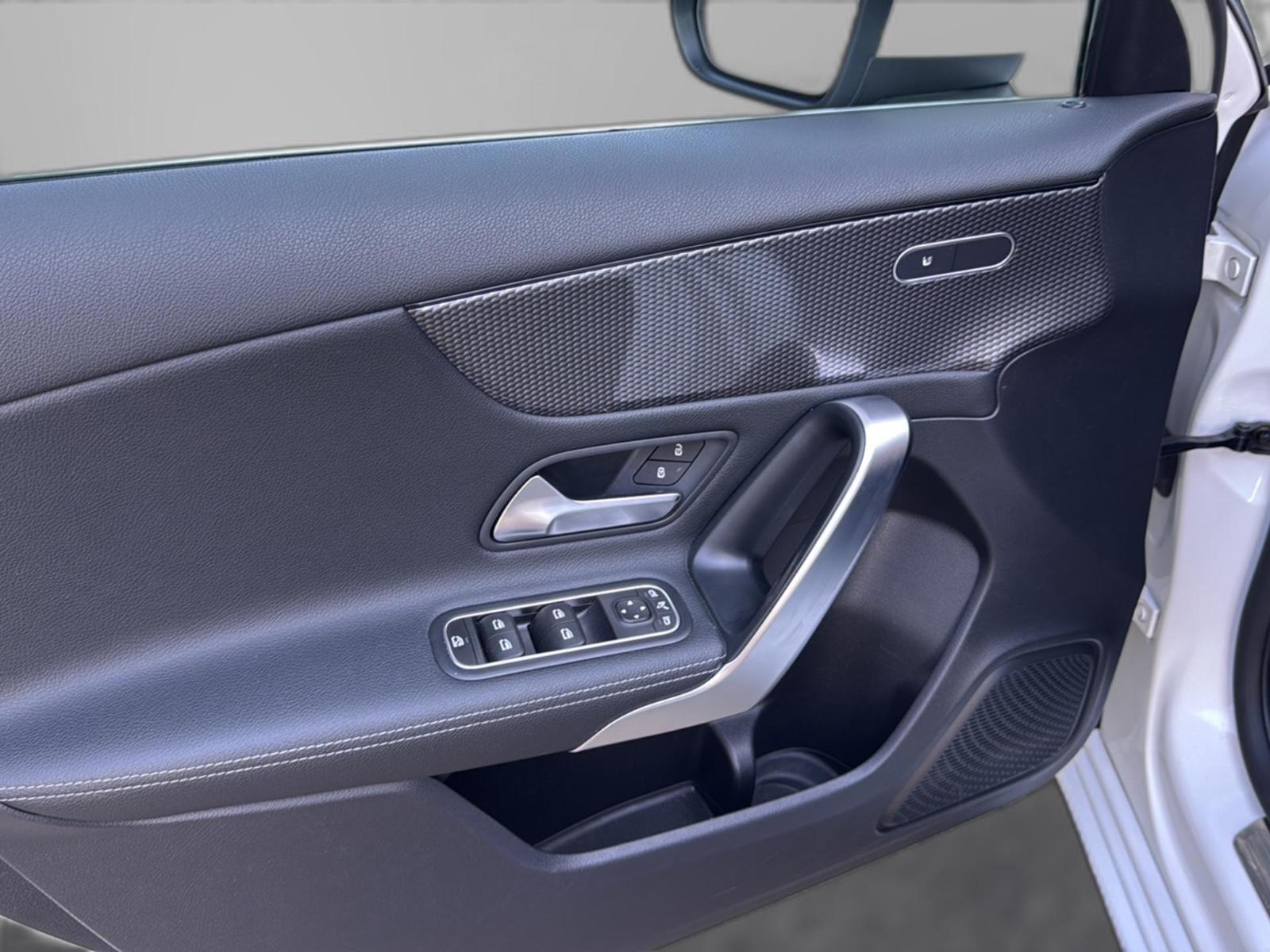 Mercedes-Benz A-Class Progressive Aut. *LED-MBUX-Navi*, миниатюра 22
