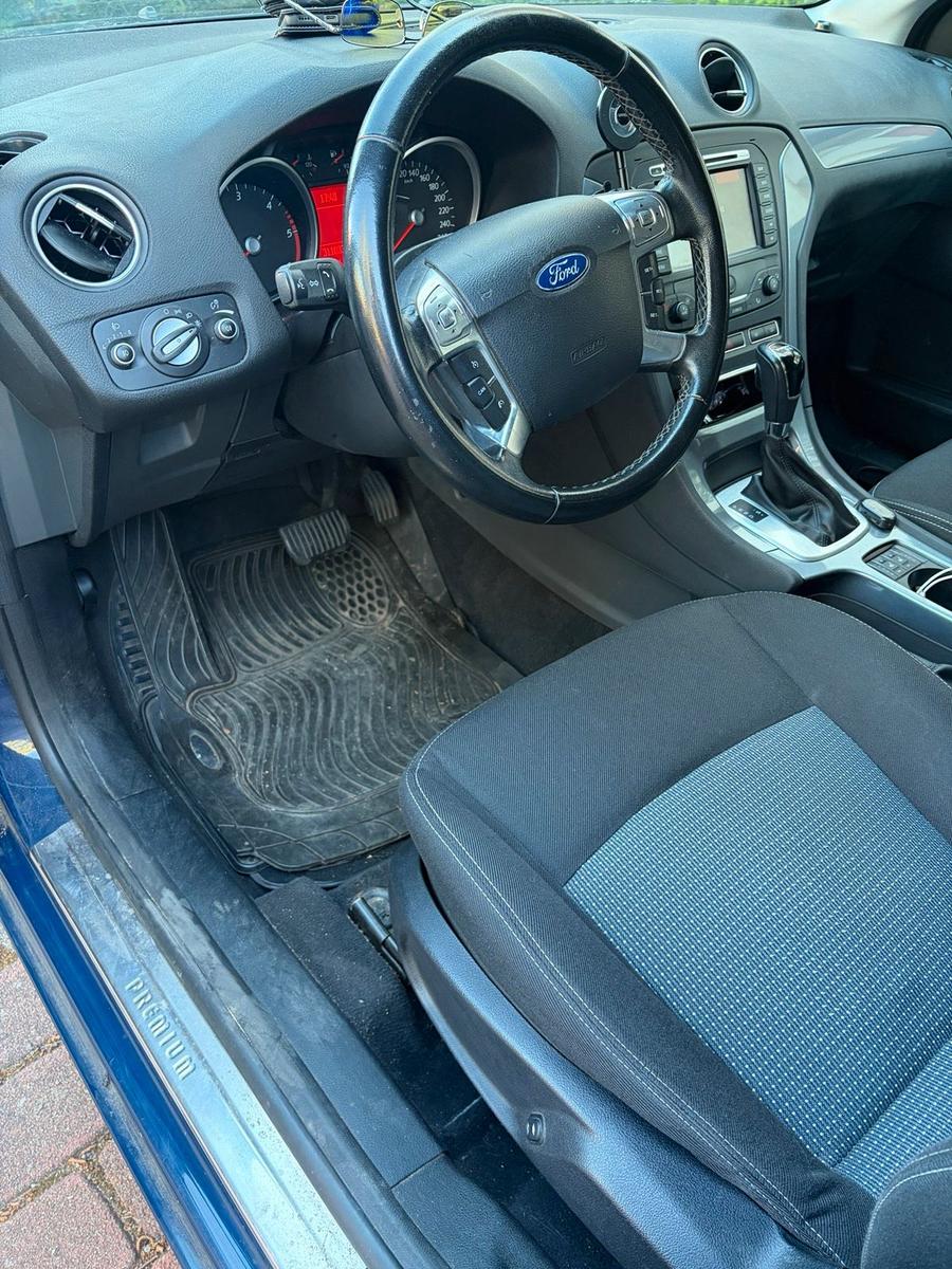 Ford Mondeo 2012 — photo 14