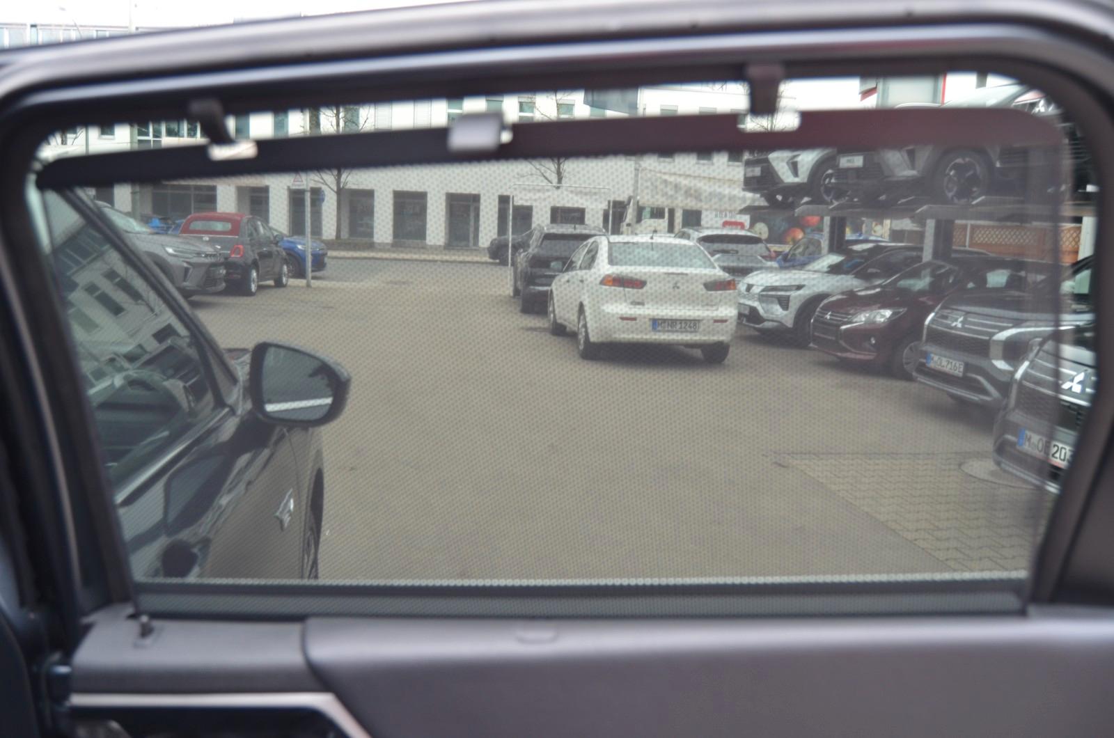 Mitsubishi Outlander 2.4 PHEV DIAMANT TOP AT 4WD LEDER MJ26