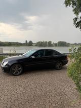 Mercedes-Benz W203 C180 Sehr Gepflegt - Mercedes-Benz C-Klasse S203