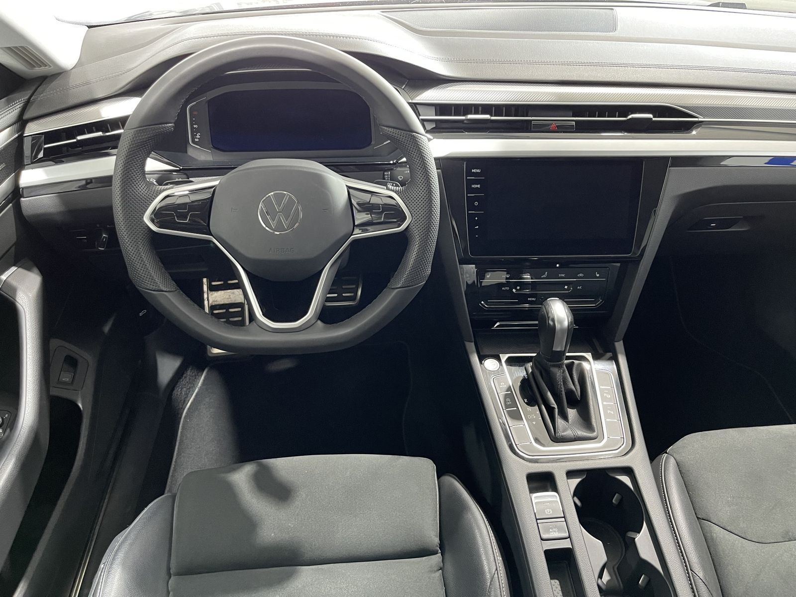 Fahrzeugabbildung Volkswagen Arteon Shooting Brake 2.0 TDI*4Motion*Cam*AHK*