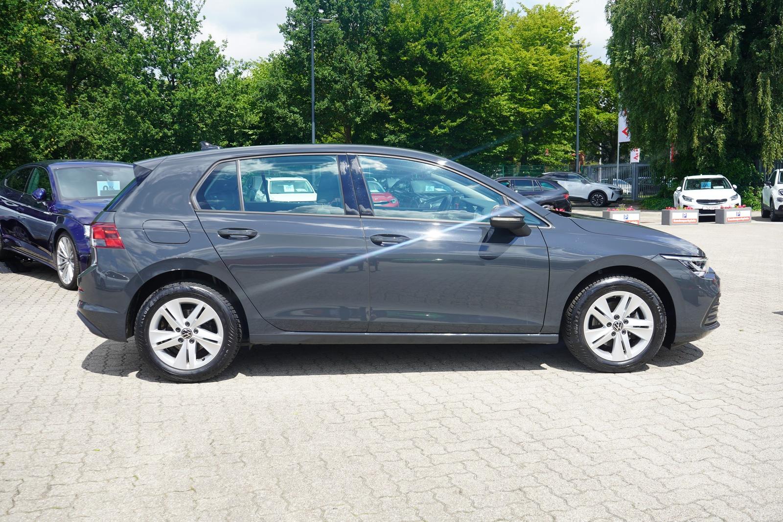 Volkswagen Golf VIII 1.5 TSI Life LED ACC App-Connect PDC