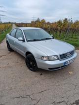 Audi A4 1.6 - - Audi A4 aus 1997: 1.6