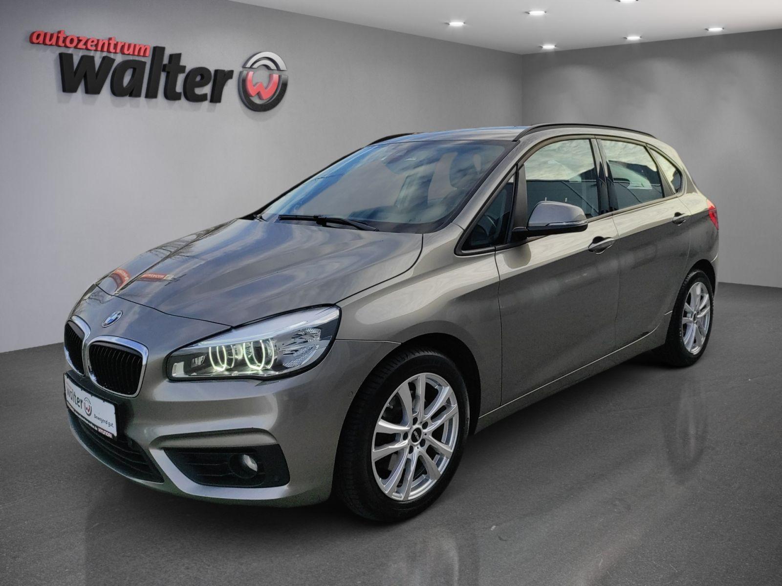 BMW 220 2er Active Tourer - 220i Advantage, Navigati