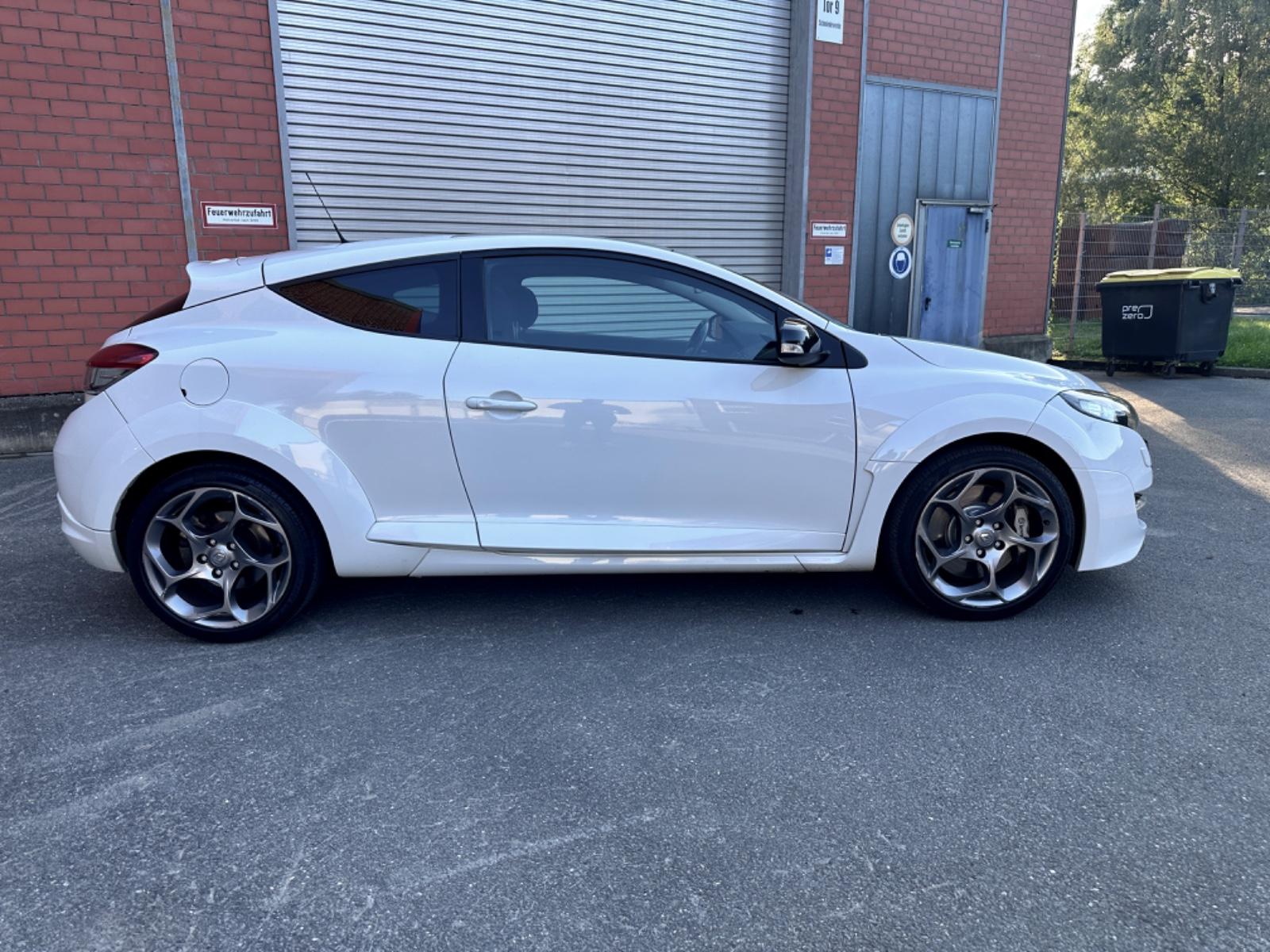 Renault Megane 3 Rs Trophy 265ch - CT récent - Carnet entretien - Courroie changée - 8 pneus - Freins neufs