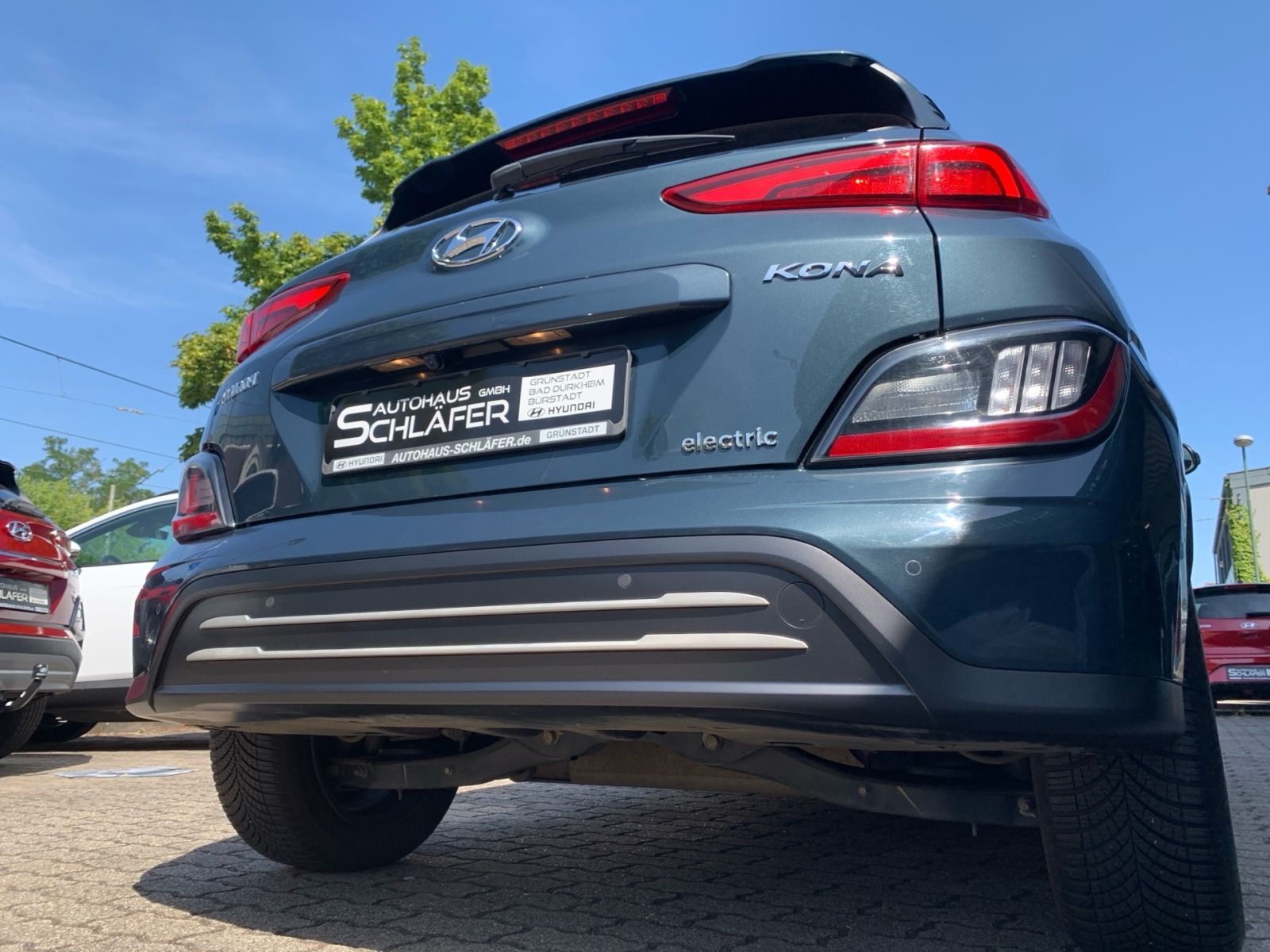 Fahrzeugabbildung Hyundai KONA Trend Elektro 64 kWh Navi Assistenz-Pak. 1H