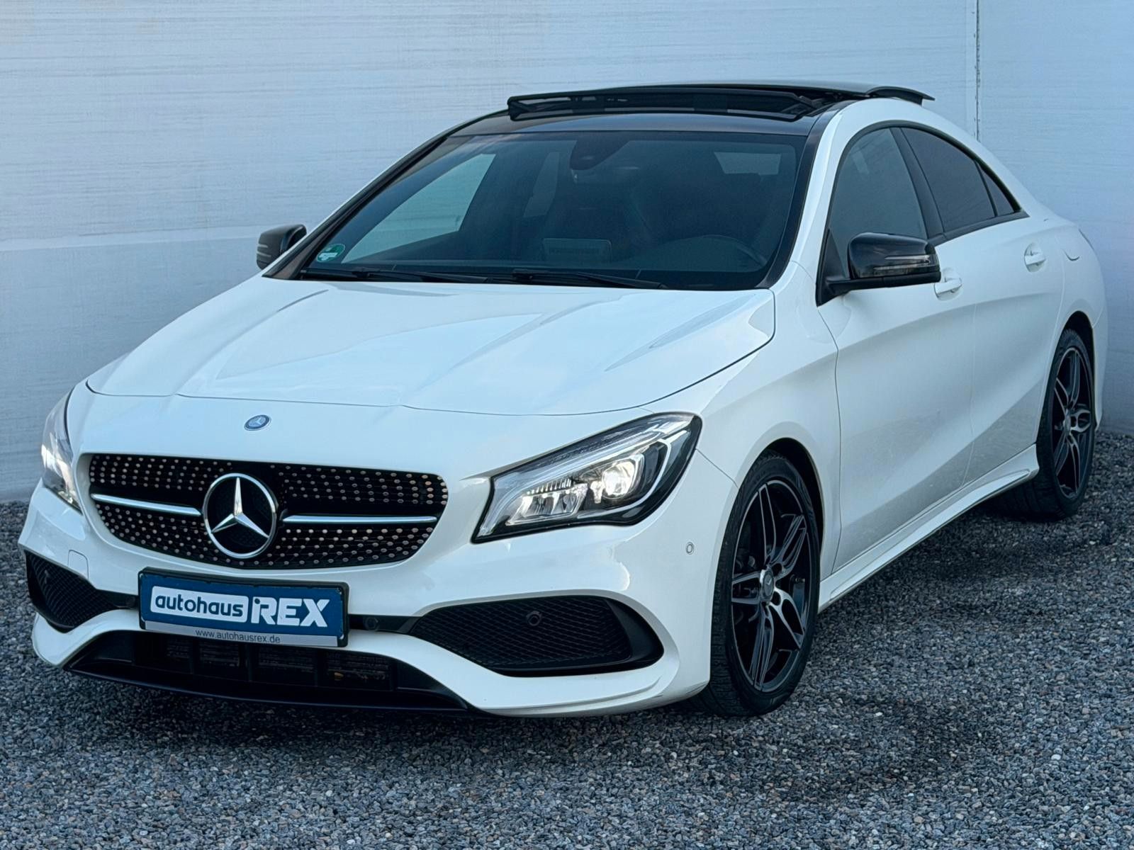 MERCEDES-BENZ CLA 200 Limousine CDI / d  7G-DCT "AMG Line PANO
