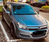 Opel Astra H GTC - Opel Astra aus 2003: Kombi