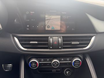 Alfa Romeo Giulia 2.2 Diesel Veloce Q4 *PANORAMA*TECHNOLOGI