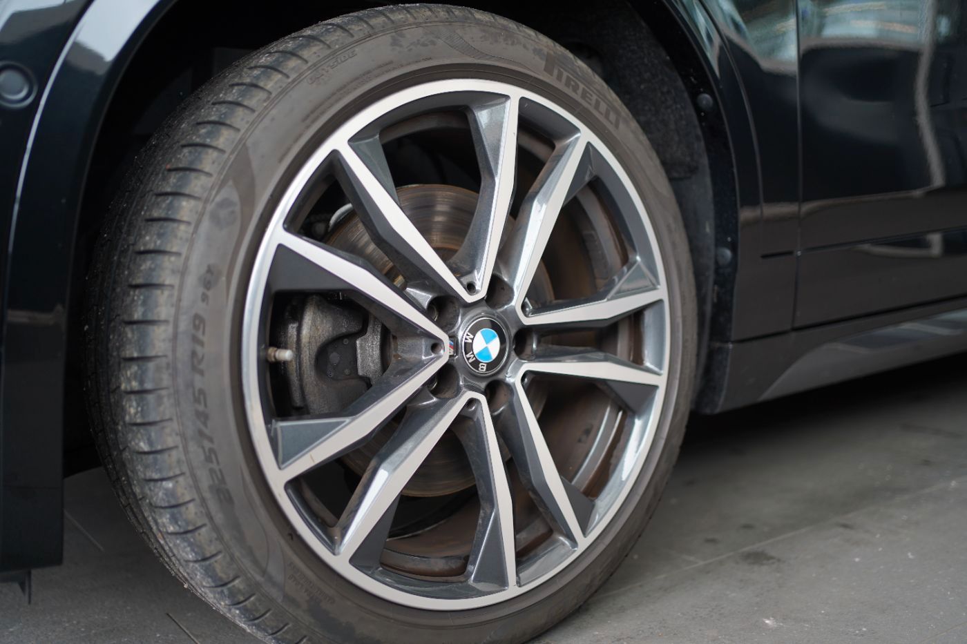 Fahrzeugabbildung BMW X2 20i M Sport +Glasdach+LED+Komfortzugang+AHK