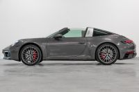 Porsche 992 – View 11