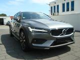 Volvo V60 Cross Country  AWD - Volvo V60 in Köln