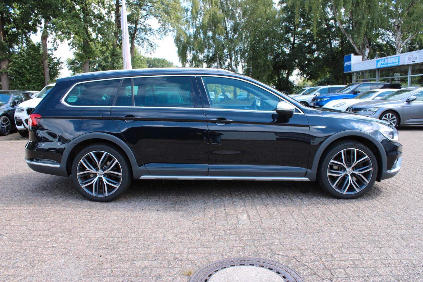 Volkswagen Passat Alltrack 4M Virtual LED Pano Head-Up Dyna