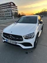 Mercedes-Benz GLC 300 e 4MATIC Coupé Autom. - - Mercedes-Benz GLC 300 mit Hybrid-Antrieb: Coupe