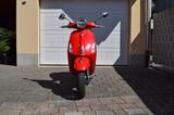 Vespa Primavera 50 RED 4T  - VESPA 50 4T