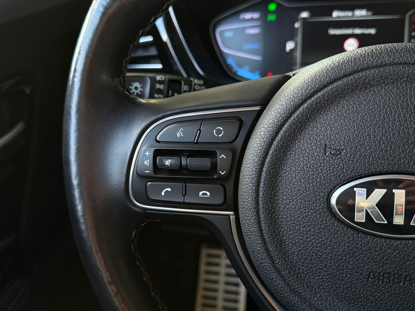Fahrzeugabbildung Kia Niro Spirit Hybrid HEV AHK LED NAV SHZ