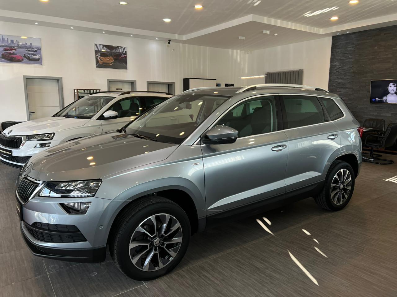 Skoda KAROQ 1,6TDI*DSG*NAV*MATR*DIGI*KAM*DAB*ACC*17"1H