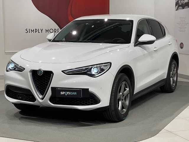 Alfa Romeo Stelvio 2.0 Turbo 200 CV AT8 Q4 Execu