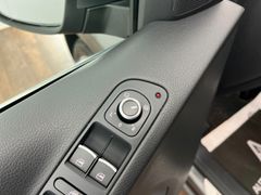 VW Tiguan Cup Sport & Style BMT/PANO / GARANTIE/AHK VW Tiguan Cup Sport & Style BMT/PANO / GARANTIE/AHK