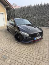Mercedes-Benz CLA 250 Sport 4MATIC DCT Sport - Mercedes-Benz CLA 250: Coupe