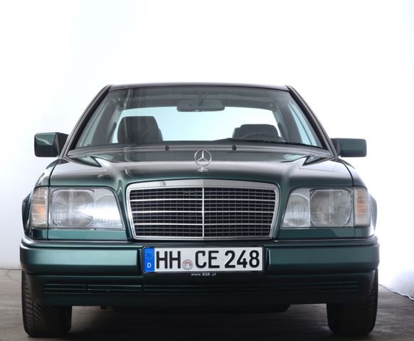 Mercedes-Benz E 320 Coupe