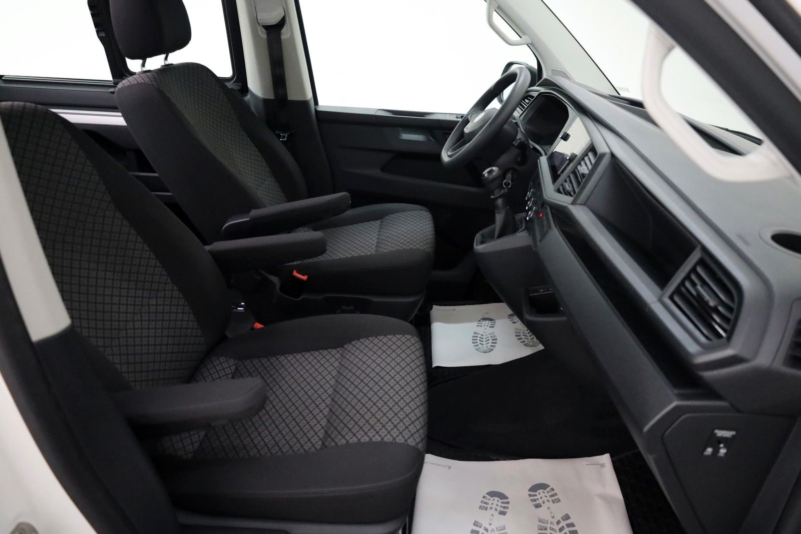 Fahrzeugabbildung Volkswagen T6 Multivan T6.1 Trendline, Family,Navi,7 Sitzer