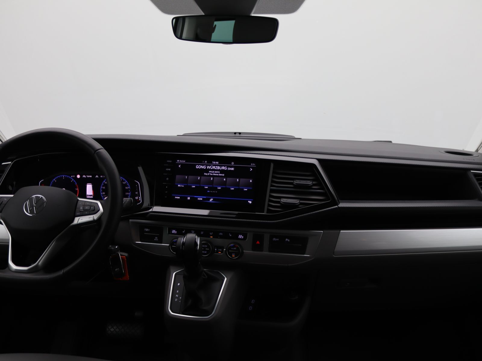 Volkswagen T6 California - Bild 12