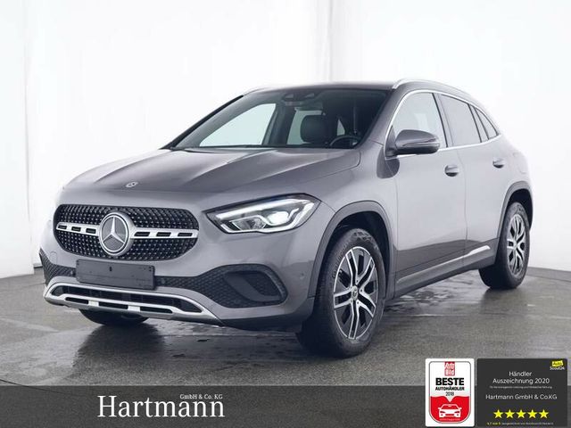 Mercedes-Benz GLA 180 Progressive 7G LED Sound Ambiente Kamera