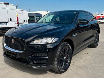 Jaguar F-Pace - 1