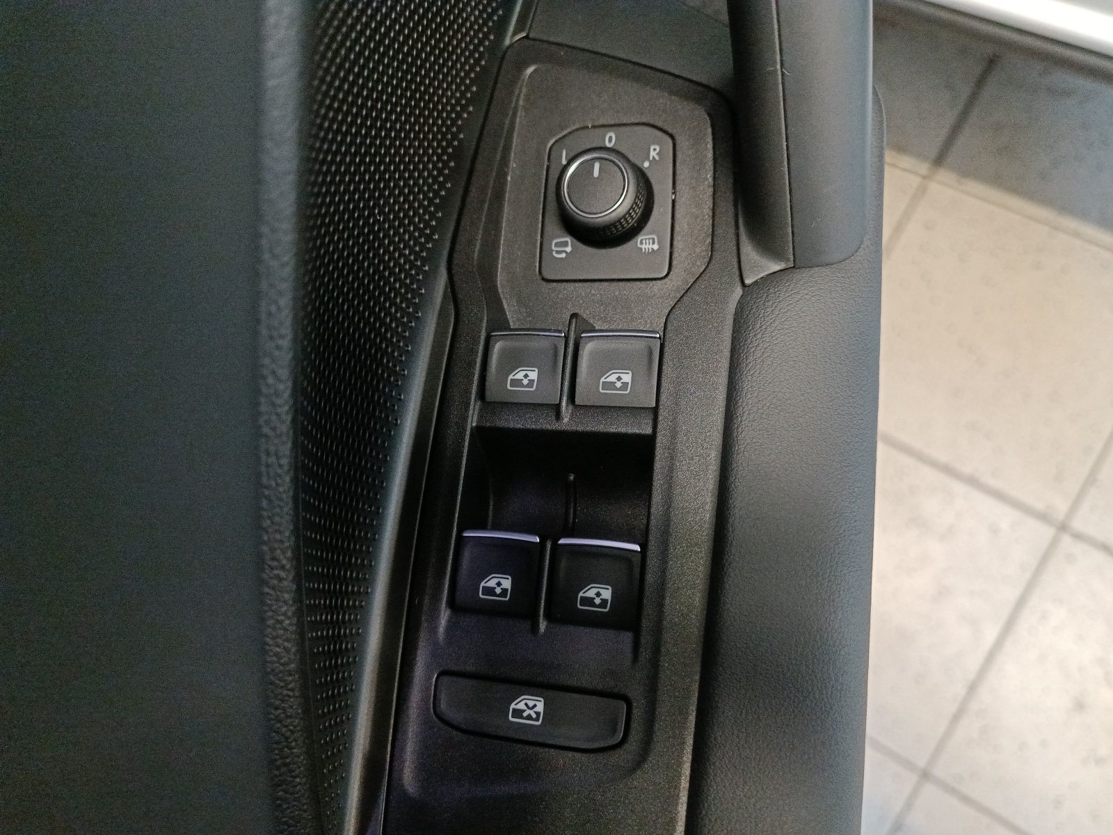 Volkswagen Tiguan - Bild 16