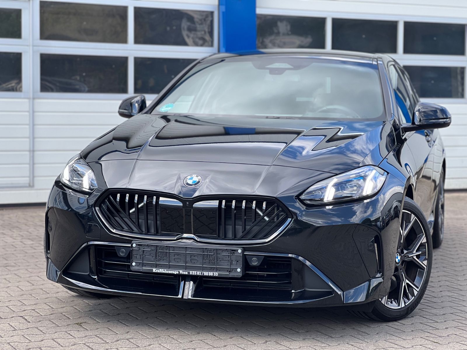 BMW 120i Limousine "M-SPORTPAKET PRO/HEAD-UP/360°"