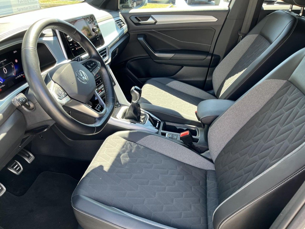 Volkswagen T-Roc - Bild 10