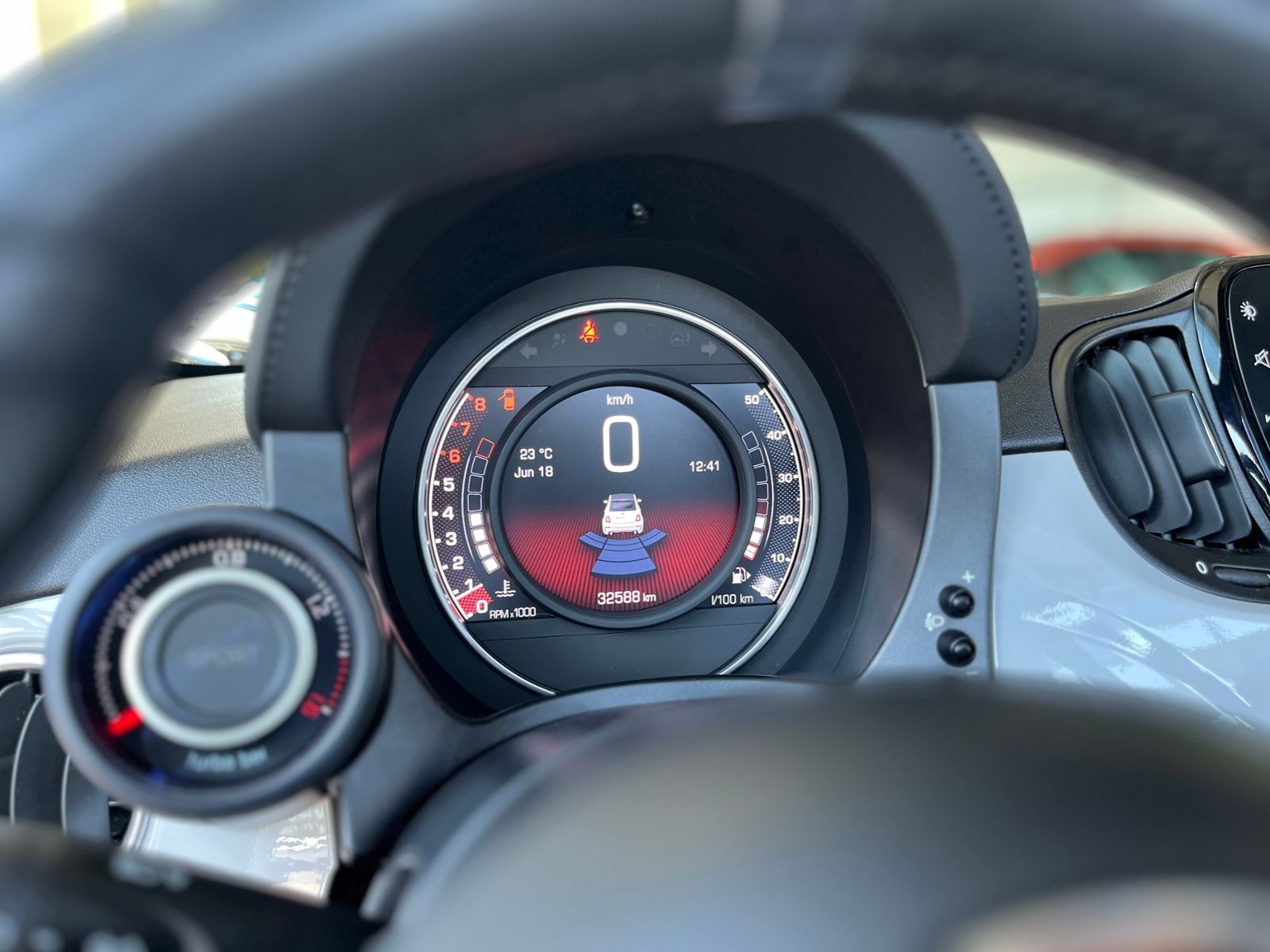 Fahrzeugabbildung Abarth 595C  1.4 T-Jet NAVI ALU