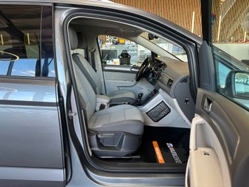 MYAUTOCENTER – Gebraucht- und Jahreswagen mit Werkstattservice in Pfaffenhofen Volkswagen Touran Comfortline BMTStart-Stopp *7 Sitzer*ACC