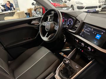 Audi A1 Sportback 30 TFSI *2. Hand*Klima*SHZ*BT*PDC*