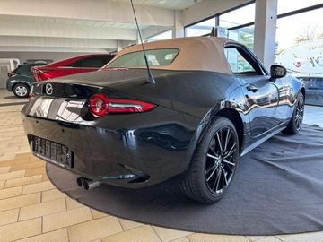 Mazda MX-5 2.0 Kazari Stoffverdeck MatrixBOSE