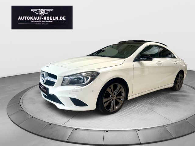 Mercedes-Benz CLA 200 Coupe Panaromadach/Navi/Xenon