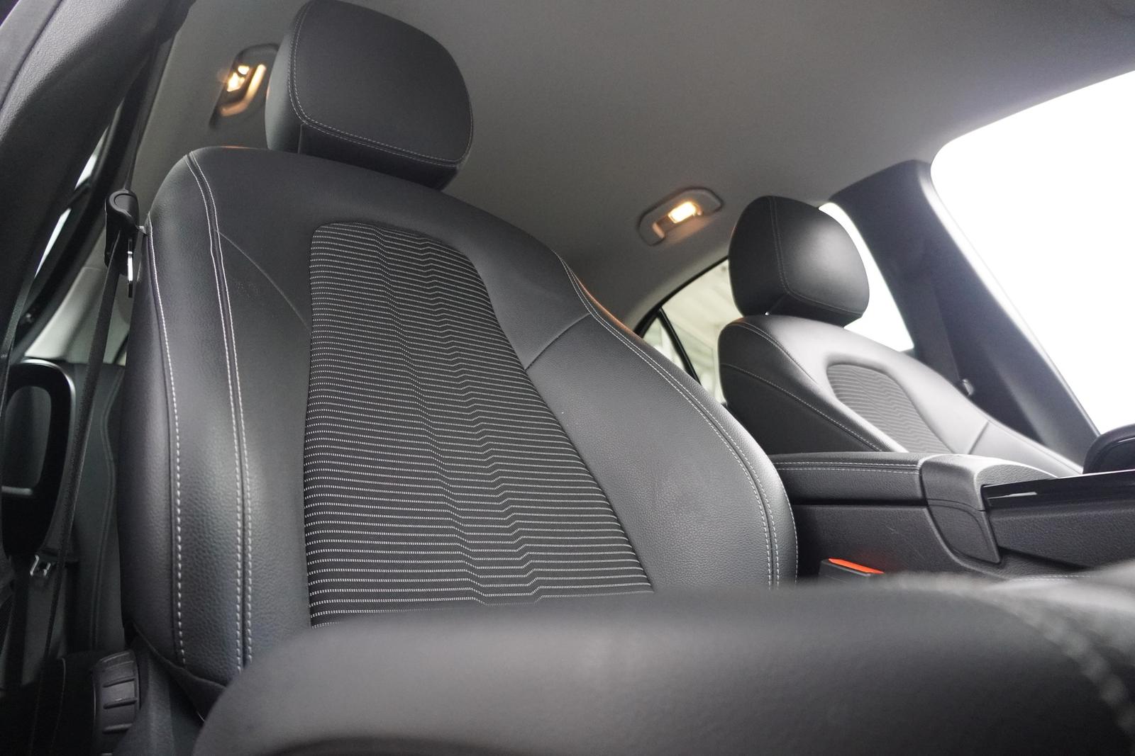 Mercedes-Benz A-Class A180 Progressive LED Navi DAB Sitzheizung, миниатюра 30