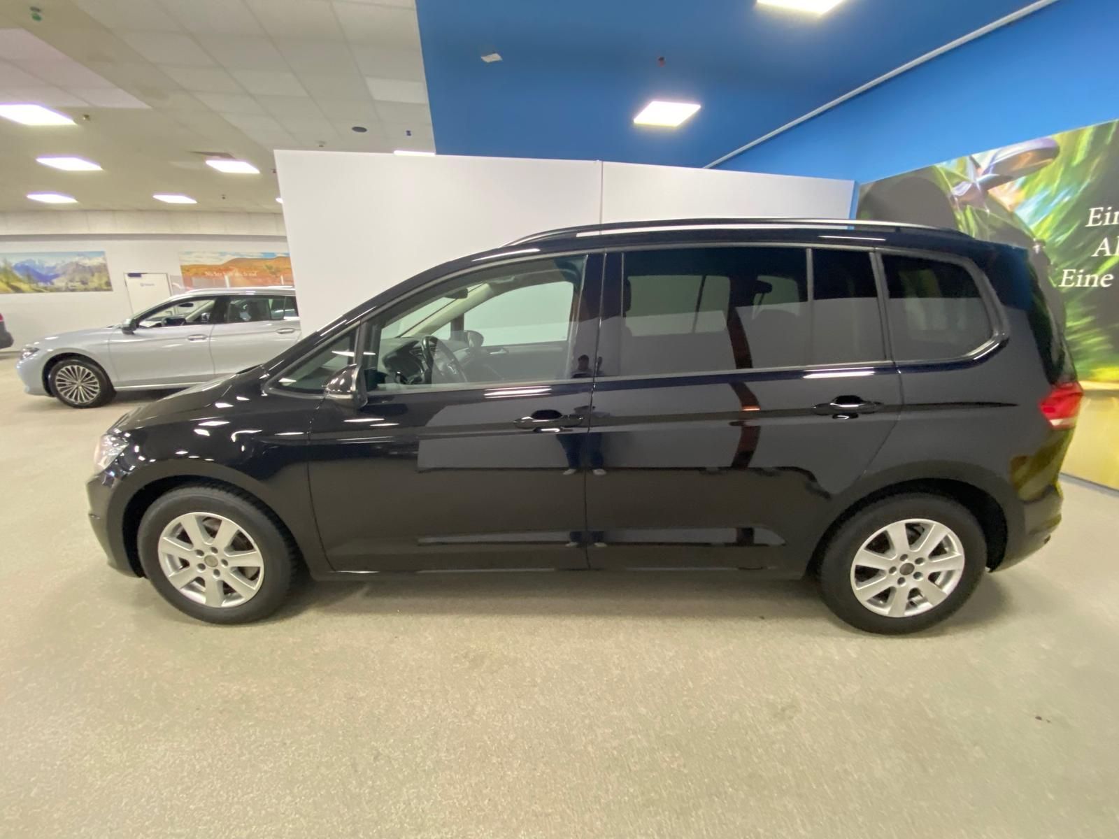 Fahrzeugabbildung Volkswagen Touran 1.4 TSI  Comfortline BMT/Star+ACC+3ZKLIMA