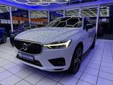 Volvo XC60 2.0 T4 R Design - gebrauchte Volvo XC60 aus dem Jahr 2020