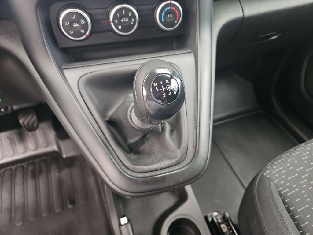Fahrzeugabbildung Mercedes-Benz Citan 108 CDI Kasten Standard Klima PTS hinten