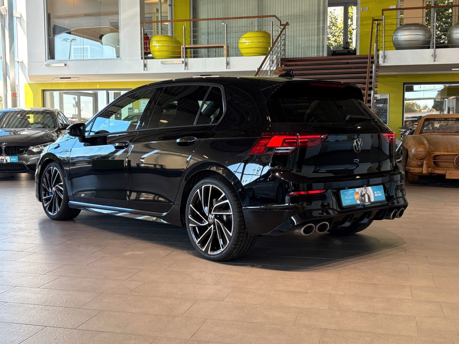 Volkswagen Golf VIII Lim. R 4Motion Harman Black-Style foto 3